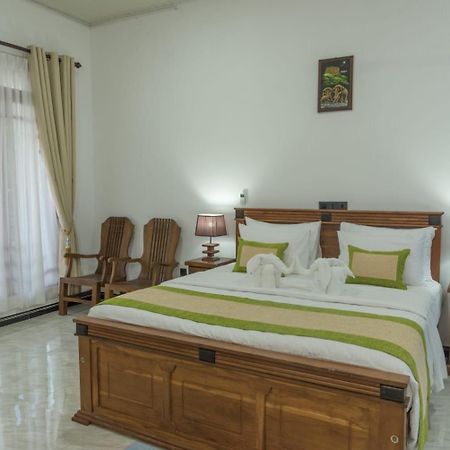 L S Lanka Boutique Hotel Dambulla Exteriör bild